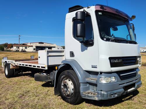 DAF LF55-280 Cummins Automatic 4x2 Cab/Chassis Traytop Truck. Ex Govt. 