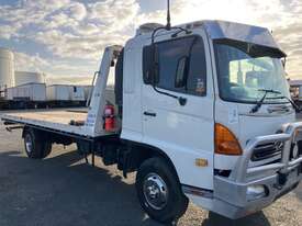 2006 Hino FD1J Tilt Tray - picture0' - Click to enlarge