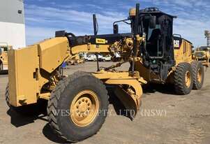Caterpillar CAT 12M Motor Graders