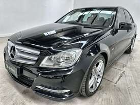 2012 Mercedes-Benz C-Class C200 Blue Efficency (Petrol) (Auto) - picture0' - Click to enlarge