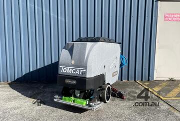 Conquest - Hero Edge Scrubber In Excellent Condition! (  cleaning equipment)