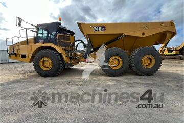 Caterpillar 2023   740 GC 43