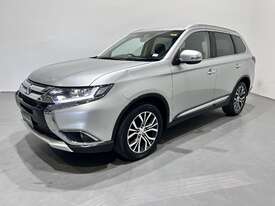 2018 Mitsubishi Outlander LS Petrol - picture0' - Click to enlarge