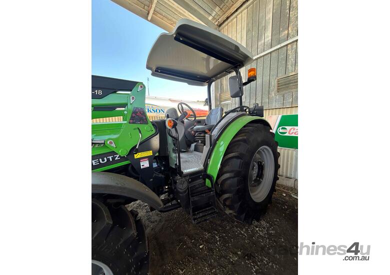 Deutz Fahr 90hp Lifestyle Tractor with 4 in 1 bucket, forks and slasher!