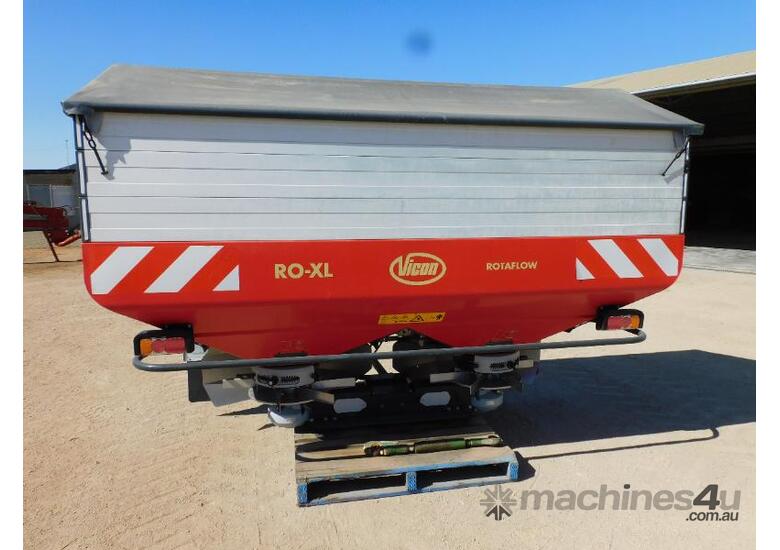 caption Vicon 3pl disc spreader, model RO-XL1875