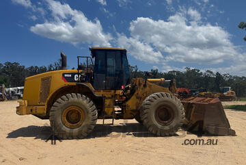 Caterpillar 966H Loader/Tool Carrier Loader