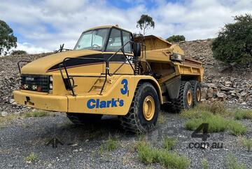 CAT 740 ARTICULATED EJECTOR TRUCK