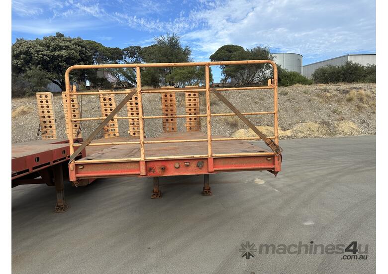 caption 2022 Freighttrans Tri Axle Drop Deck Extendable Trailer
