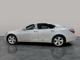 2007 Lexus LS 460 Sedan (Petrol V8) (Auto) - picture0' - Click to enlarge