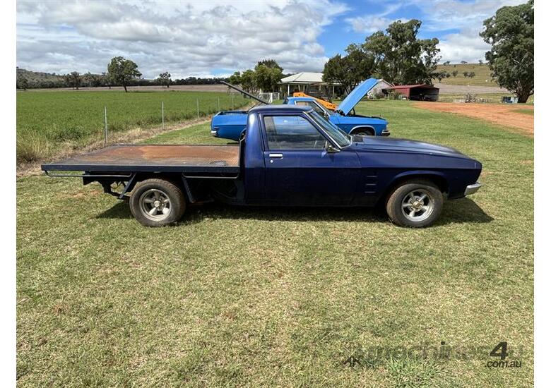 caption 1973 HOLDEN HQ ONE TONNER