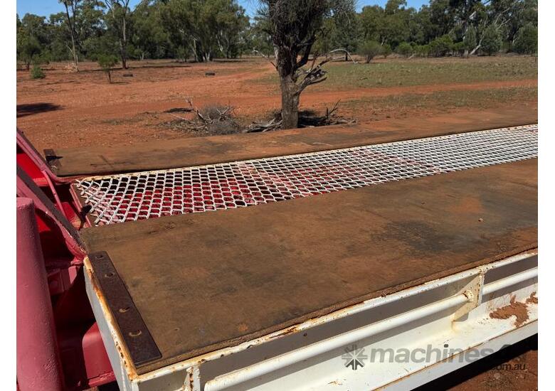 caption Flat Deck Trailer