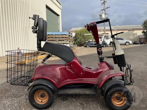 caption EMC IM4 Golf