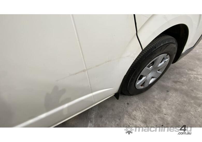 caption 2010 Toyota Hiace Commuter Bus Petrol (Auto)