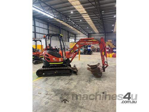 caption 2017 Kubota U25-3