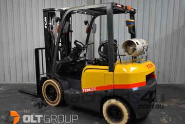 TCM FG25T3 2.5 Tonne LPG Forklift 4800mm Container Mast LPG Markless Tyres