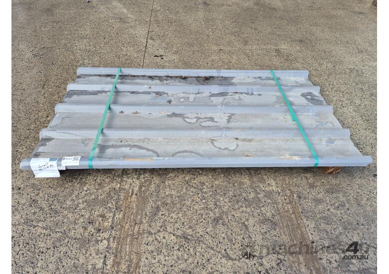 caption Trim.42 Basalt x24