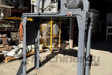 KEK Pin Mill for Fine Grinding
