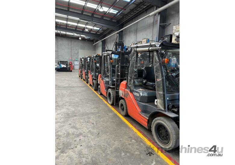 2019 Toyota Container Mast