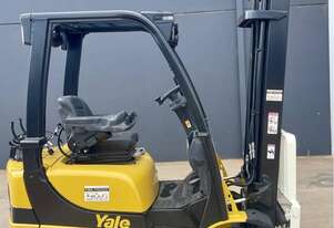 YALE GLP18VX Counterbalance Forklift YALE GLP18VX Counterbalance Forklift