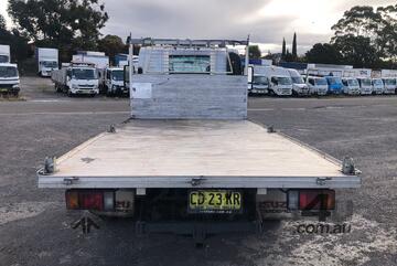 2015 Isuzu NPR 200 MWB Premium Table Top