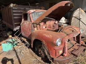 Tray Truck - picture0' - Click to enlarge