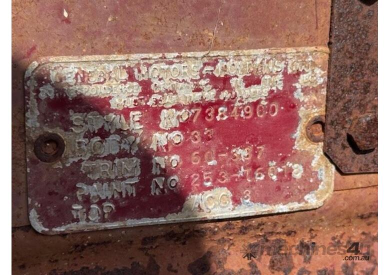 caption Tray Truck