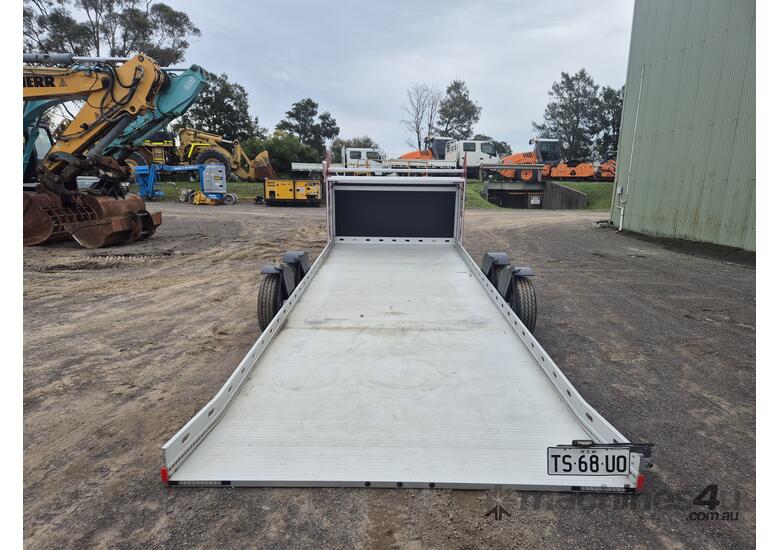 caption 2023 Futura Tandem Axle Low Loader