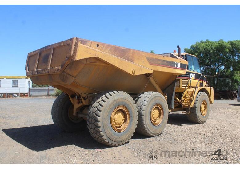 2005 Caterpillar 730