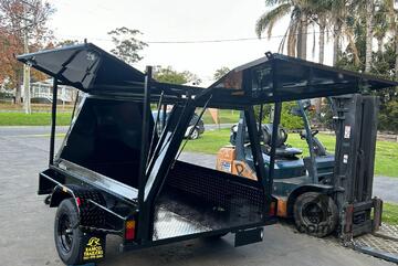 6x4 S/Axle Tradesman Top with Lift Up Rear Door