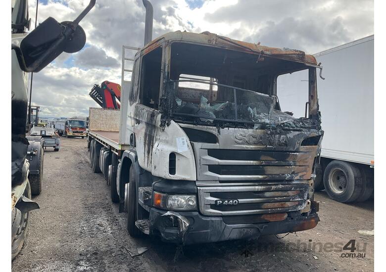 caption Scania P440 Crane Truck (Table Top)