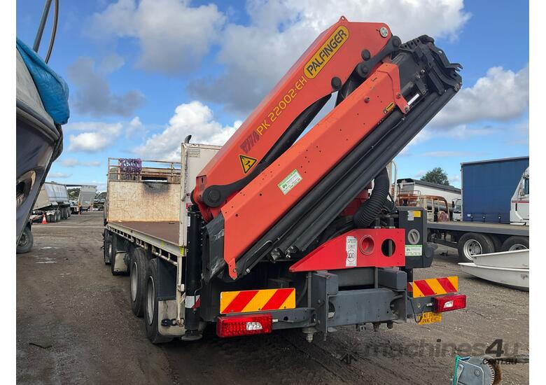 caption Scania P440 Crane Truck (Table Top)