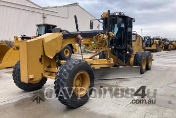Caterpillar CAT 12M Motor Graders