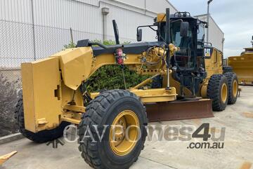 Caterpillar CAT 12M Motor Graders Caterpillar CAT 12M Motor Graders