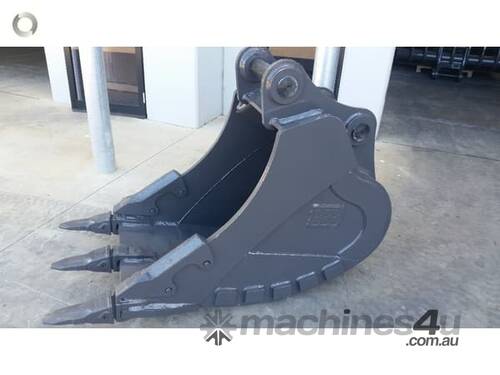 caption BETTA BILT BUCKETS HD BUCKETS,600MM,450MM,300MM