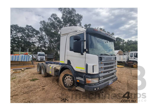 12/2003 Scania P124 6x4, 12L Diesel, Tipper Truck 