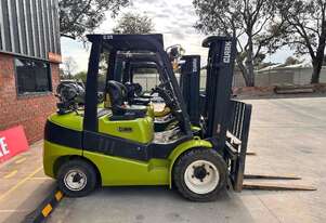 Clark 3.5t   forklift