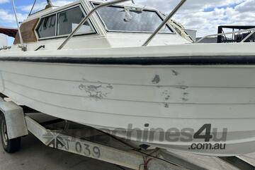 Whittley Voyager Half Cabin Cruiser With Trailer