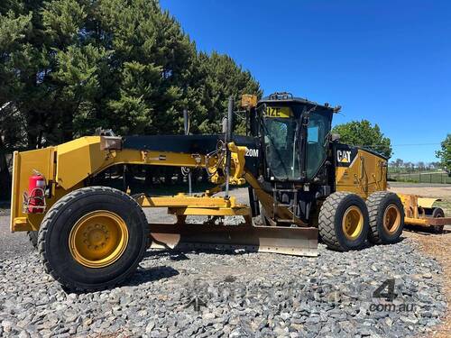 2018 Caterpillar 120M
