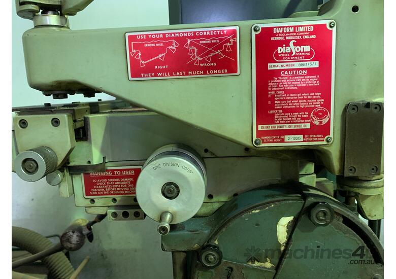 Jones & Shipman 540L Hydraulic Surface Grinder with Magnetic Chuck