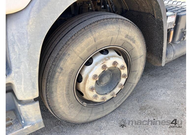 2008 DAF CF 7585 Water Cart