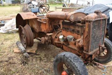 Allis Chalmers   Tractor