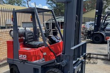 Super Rare Nissan Stubbie Forklift
