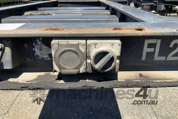 2017 Barker Heavy Duty Tri Axle Tri Axle Skel Trailer