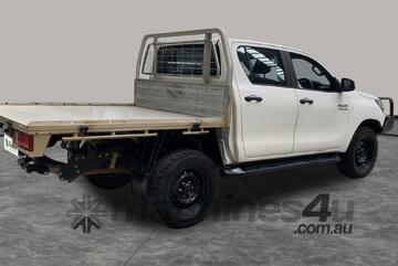 2018 Toyota Hilux 4x4 SR Dual Cab T/Diesel (Manual) (Corporate vehicle)