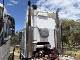 2004 Kenworth K104 Prime Mover Sleeper Cab - picture2' - Click to enlarge