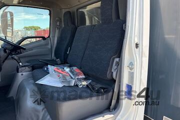 2020 Hino 300 series Curtainsider