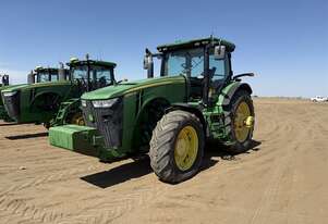 John Deere   8360R