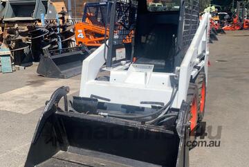 Bobcat   553 SKID STEER LOADER