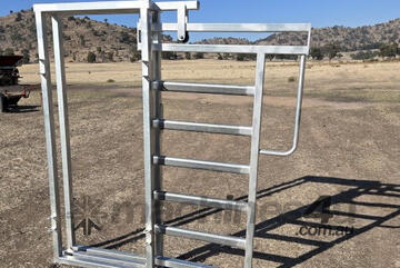 (9609) Cattle Yard Backing Gate (Euroa, VIC)