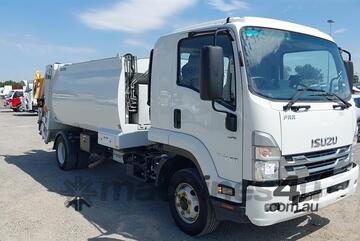 Isuzu   FRR